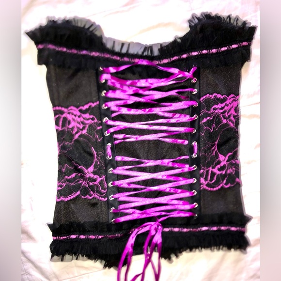 Black and purple corset - Picture 2 of 8